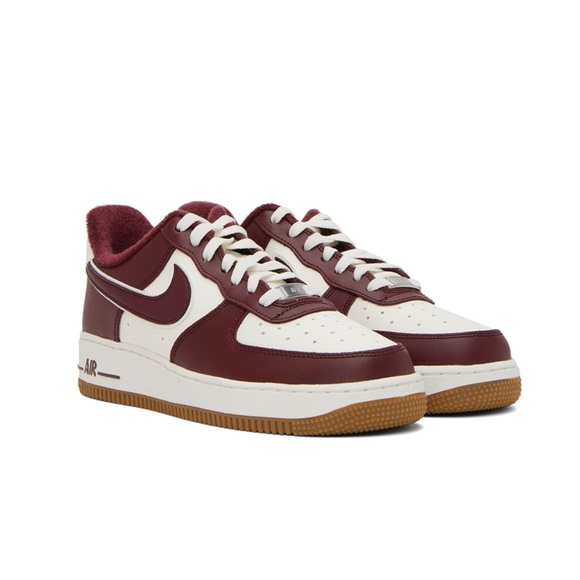 NIKE White & Burgundy Air Force 1 '07 Sneakers NWOT - Picture 1 of 8